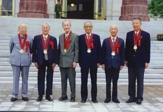  百岁院士深情回馈母校；王希季教育基金温暖延续航天精神。 教育招生