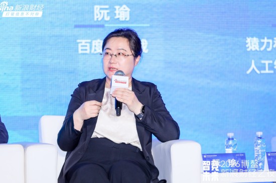 面对大模型浪潮：如何从盲目跟风转为价值落地？