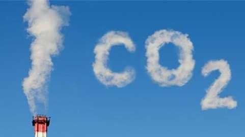  智能变革下的职业焦虑：从技术冲击中寻找个人价值重塑之路 情感心理