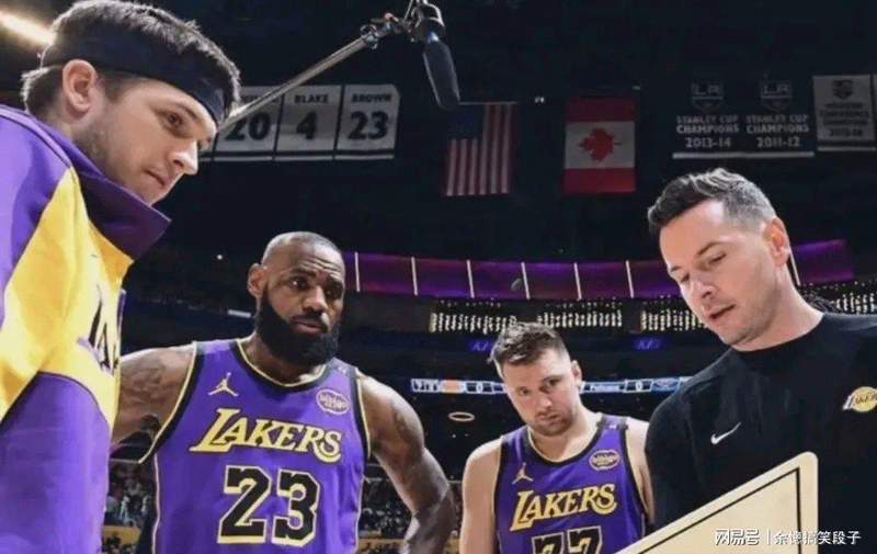  【战术复盘】湖人困局的技术根源：雷迪克体系的三大结构性缺陷 体育新闻