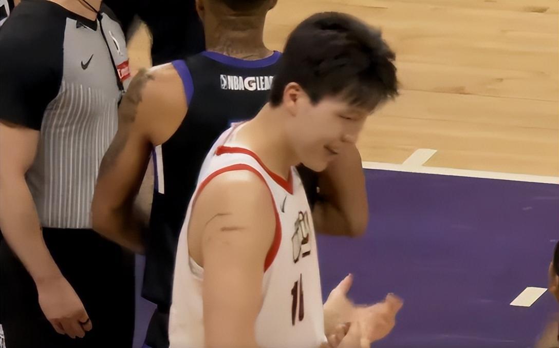  【技术解码】杨瀚森G联赛准两双数据背后的战术价值与技术演进 体育新闻