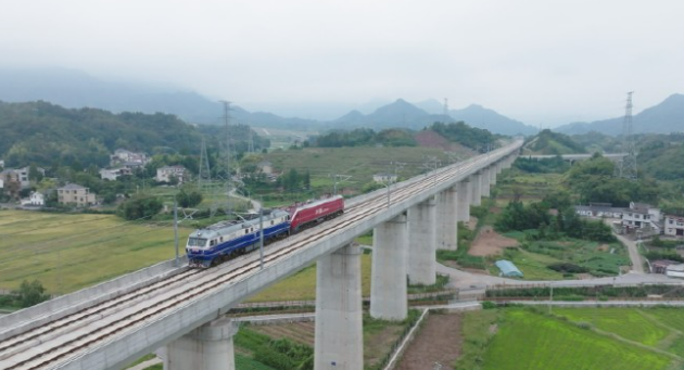 杭衢高铁并网全国运行图:杭州西站进京通道效能跃升深度解析 新闻