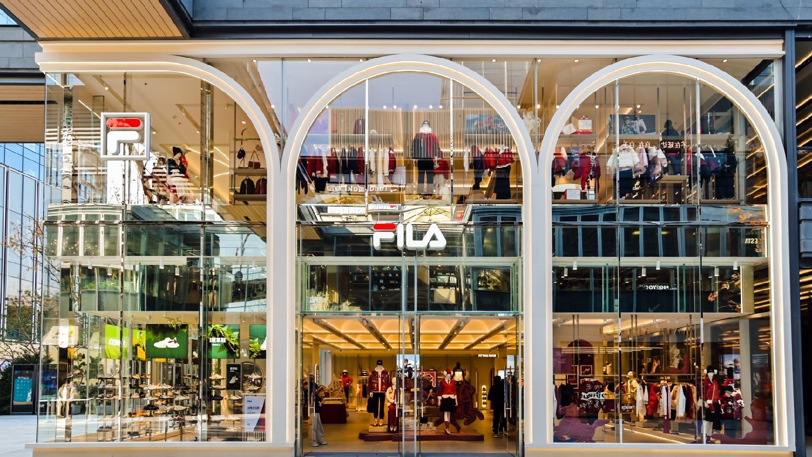  当「健康光环」遇上调查令：一个高端运动品牌正在经历什么？ 情感心理