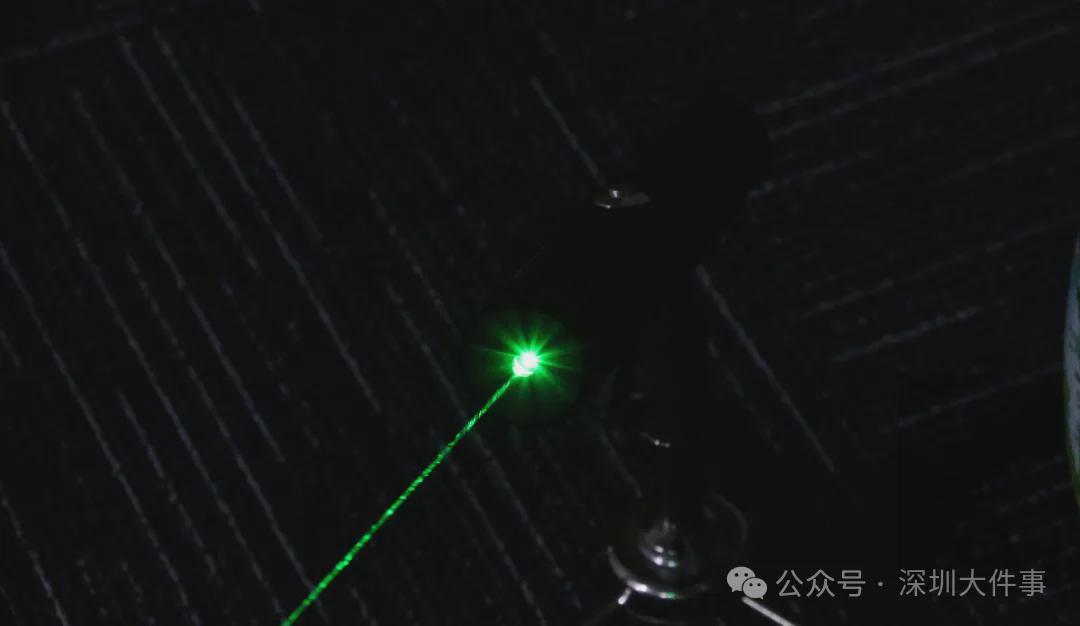  激光笔为何成为儿童视力“杀手”？从一起真实案例看高危激光产品的技术真相 健康养生