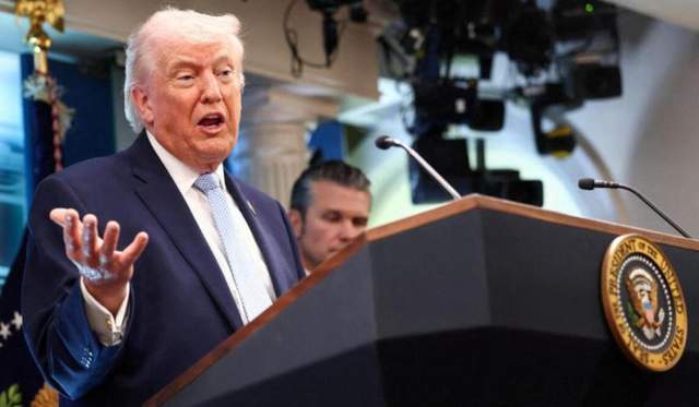  「关税大棒」背后的权力博弈：特朗普访华前的「极限施压」策略深度解析 新闻